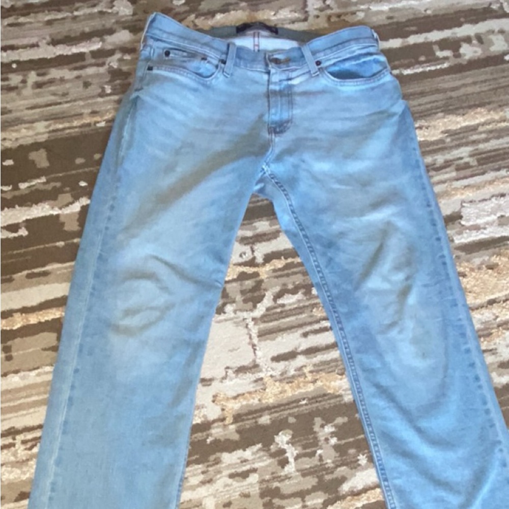Hollister light wash denim jeans - 31/32